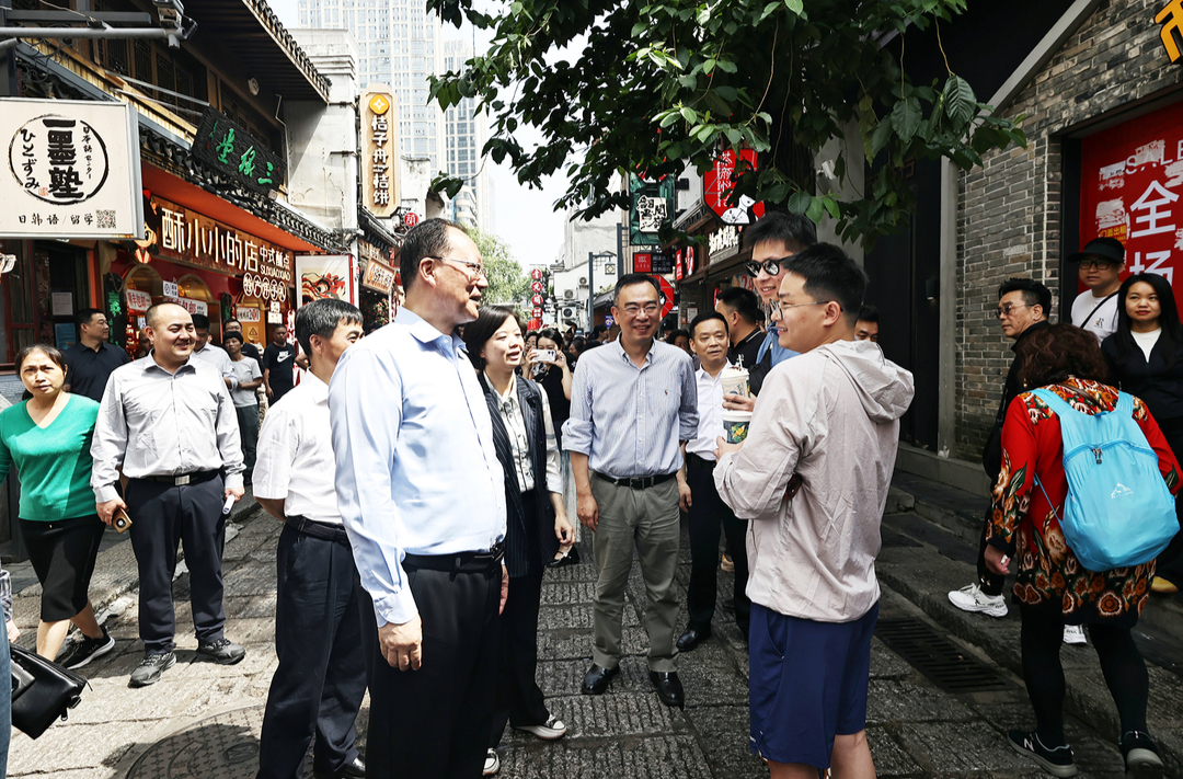 五一小长假首日，毛伟明在长沙检查安全生产