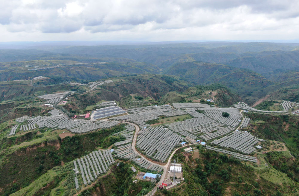 唱响新时代劳动者奋斗之歌——以习近平同志为核心的党中央关心关爱工人阶级和广大劳动群众纪实