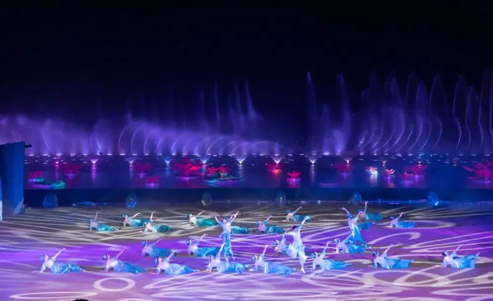 青春赋能国潮 湖南工大师生“五一”助力醴陵文旅融合新图景