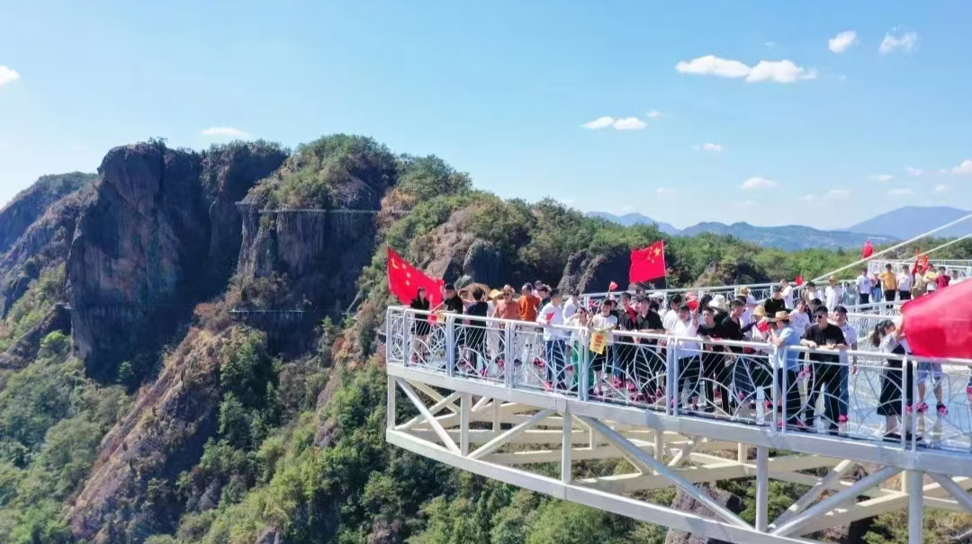 共赴旅发盛会•五一江湖相“岳”㉒ |新体验、新业态、新场景！平江“五一”景区人气爆棚