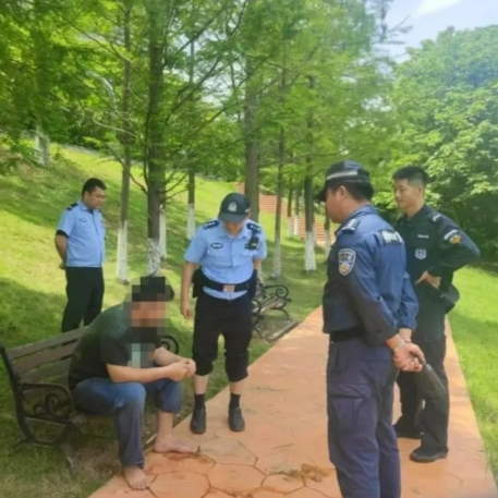 假日·暖心丨“给你多放一勺冻冻，不要想不开”！