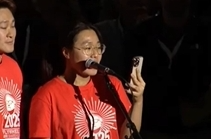 14岁香港女孩问怎样才能加入伯克希尔，巴菲特：保持好奇心，多读书，查理肯定会这么说