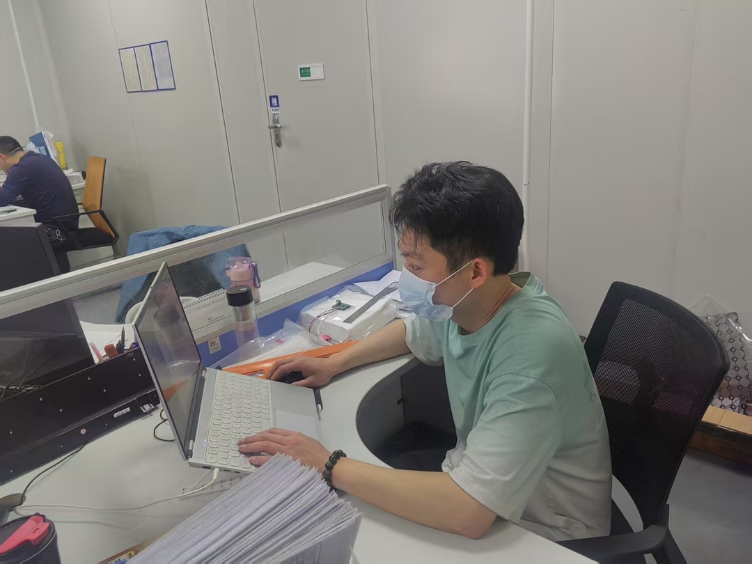 郴州工匠丨王耀伟：军人风采在车间绽放