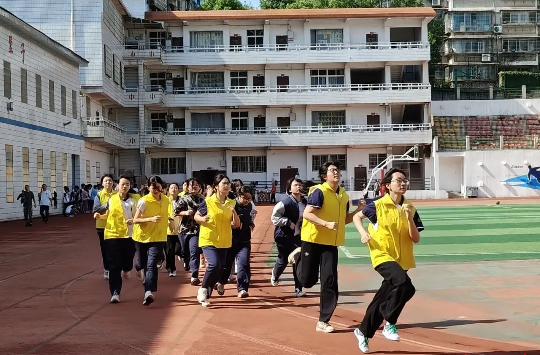 以体育人，以测促练！株洲市一中开展期中体育测试