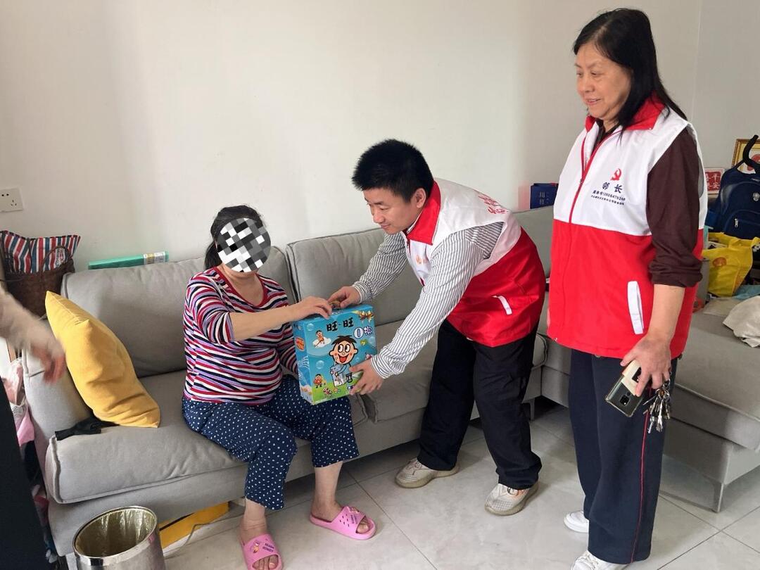 城南路街道开展残疾困境儿童走访慰问活动