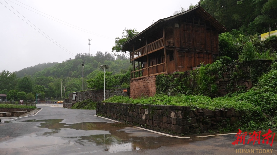 【乡村振兴进行时】 凉亭坳乡尹家岭村：人居环境整治见成效  乡村颜值大提升