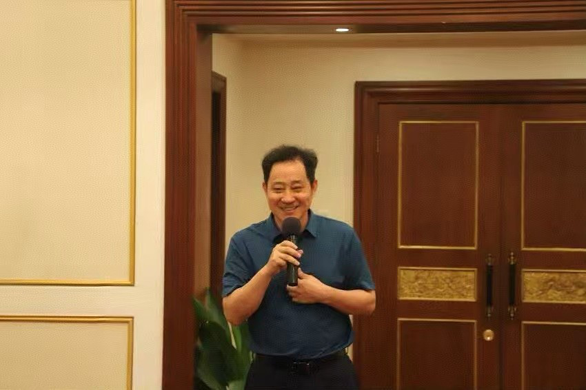 深耕职教二十载，热血丹心育英才——记湖南现代物流职业技术学院酒店管理专业领军人石通和