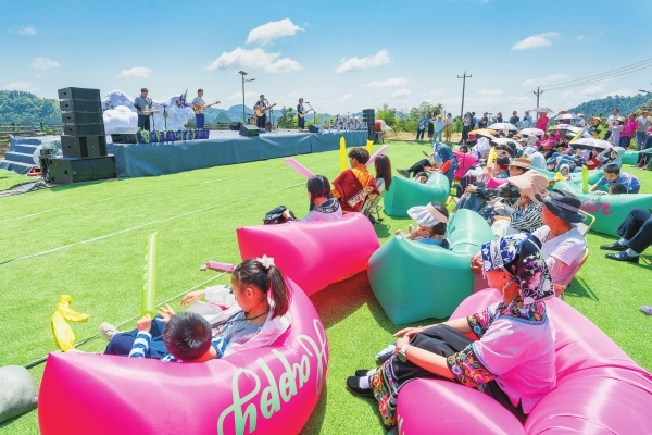 乐响云端引客来@湖南日报图片新闻