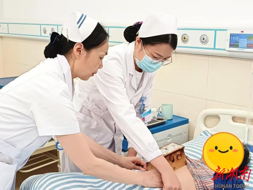 卅载银针守仁心，杏林薪火护苍生——祁阳市中医医院李艳与刘婧的护理人生