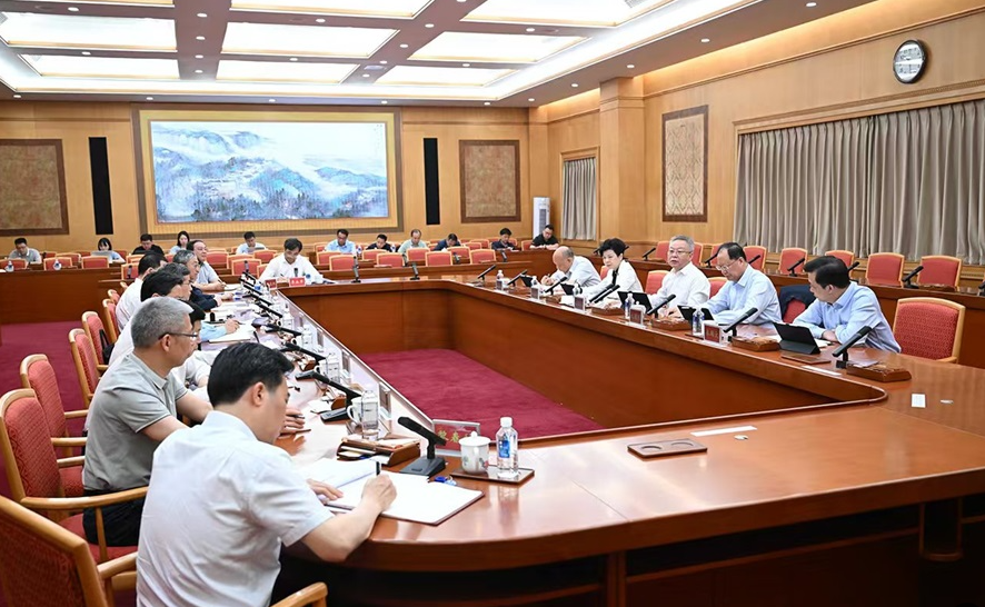 辛小湘丨省委书记、省长同部署：让高校毕业生“留湘来湘”