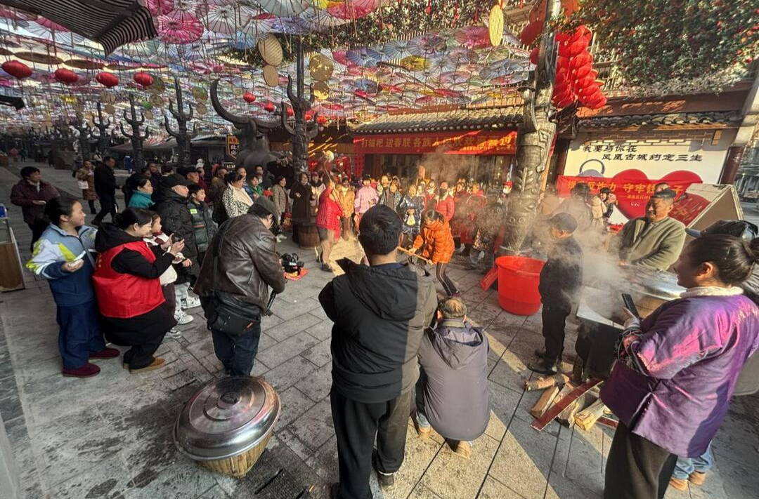 专业社工+志愿服务，这个社区凝聚了治理“新”力量