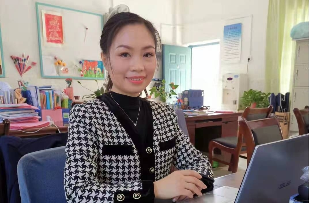  让教育之花尽情绽放——记郴州市湘南小学老师彭美兰