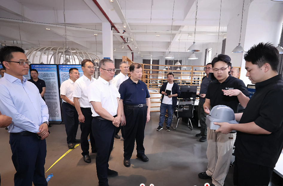 株洲大学生创业情况如何？曹慧泉现场调研