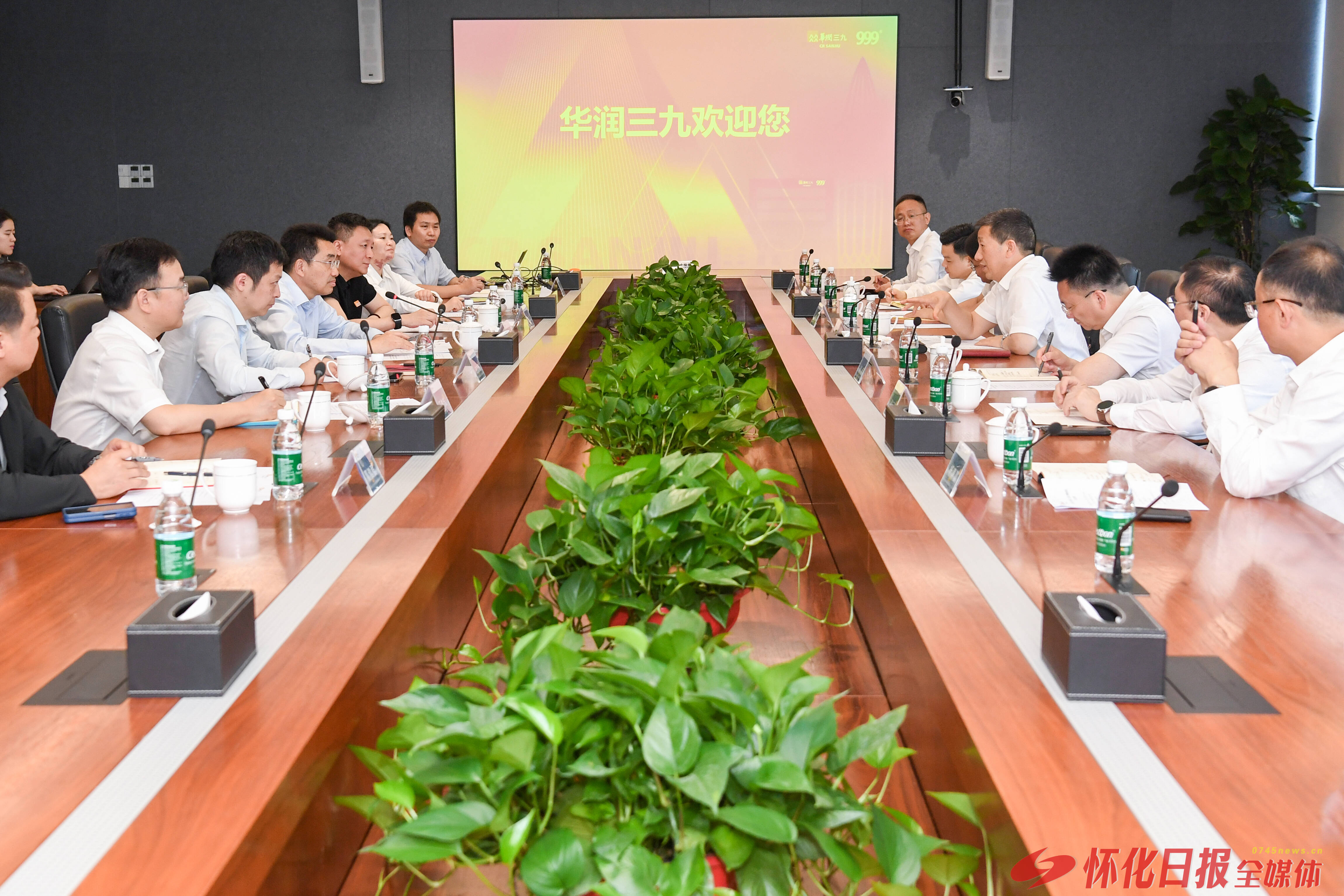 许忠建带队在深圳开展招商活动