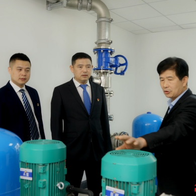 追锋人⑧|肖伟：社区“幸福蝶变”的领路人