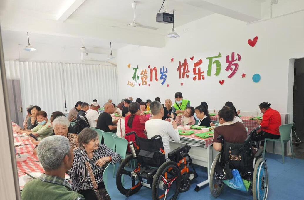 渌口伏波岭社区：巧用社区“边角料”，打造居民“小骄傲”——闲置幼儿园变身养老驿站，“社区合伙人”托起幸福晚年