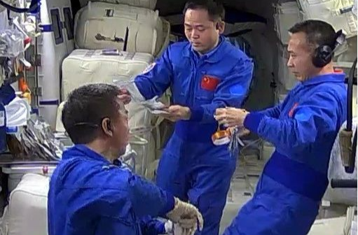 首次公布！我国空间站内发现微生物新物种
