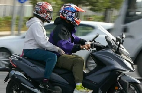 网约车“平替”？“网约摩的”上线，合规性安全性引质疑