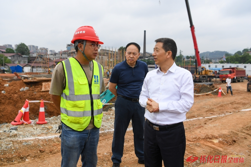 许忠建督导检查省旅发大会重点项目建设时强调 强化责任落实 加快建设进度