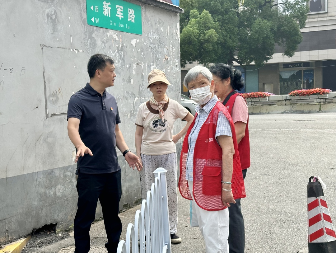 长沙桐荫里社区：隔离栏“上岗”  “芙蓉夜话”结治理成果