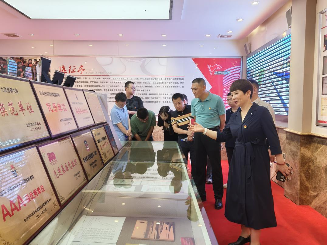 先锋街道开展主题党日轮值活动赋能区域高质量发展