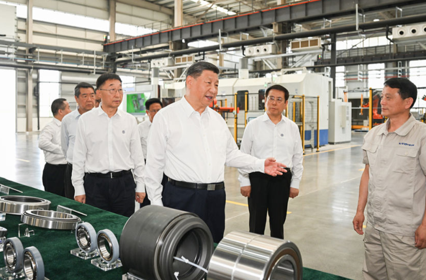 总书记为用“拳头产品”夯实制造业基础鼓劲赋能