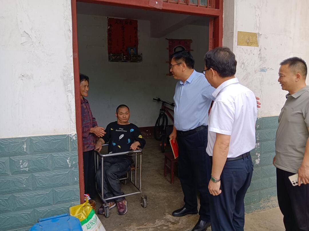 扶残助残·你我同行——云溪区残联大力开展第35次全国 助残日系列活动