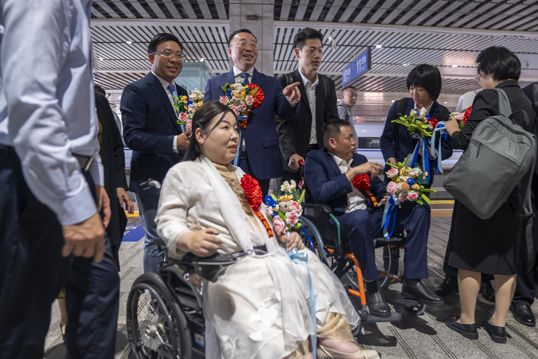 时代自强模范 | 残疾人医师黄翀：我做的都是力所能及的小事