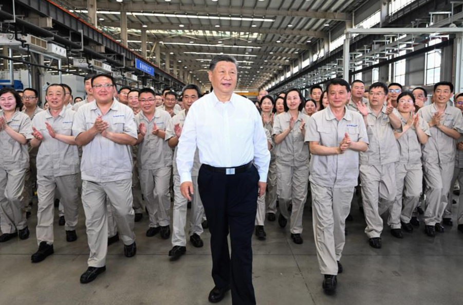 时政微观察丨走好制造业发展之路，总书记指明方向