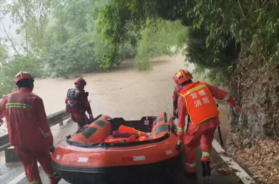 转移避险，抢在暴雨之前 ——湖南科学防范应对今年首轮强降雨