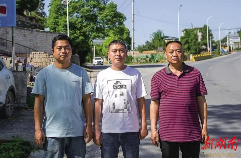 逆行洪流救出11人，黄剑、宋欢、周秀坤3位湘西汉子，获评全国道德模范！