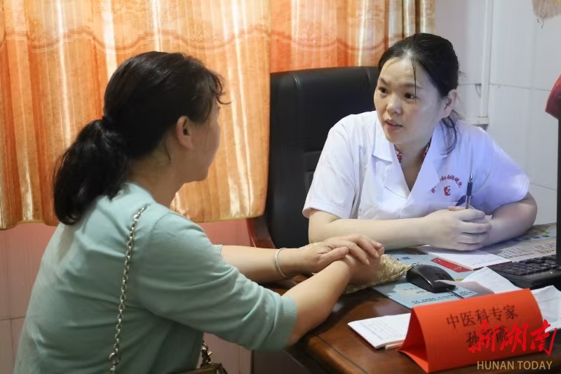 邵东市紧密型医共体优质资源下沉 210余名群众享“家门口”优质服务