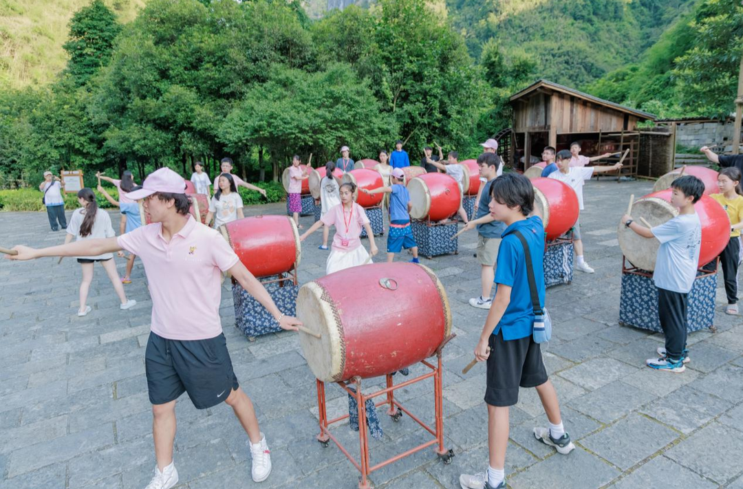 吉首以文化为桥 绘就港澳台侨海外统战工作新画卷