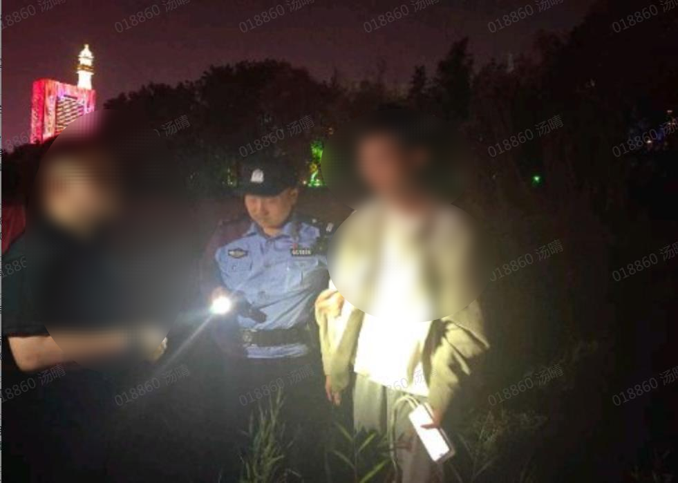 湘江夜寻！15分钟紧急救援，民警沿江狂奔找回失意男子
