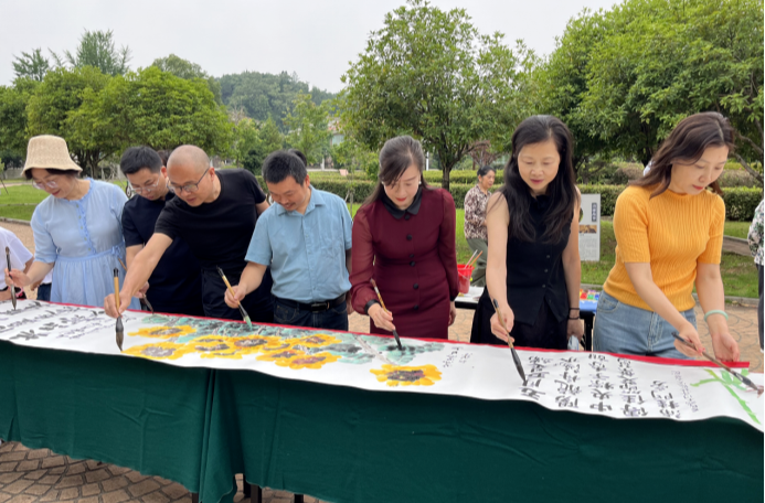 期待吗？雨花区“文艺轻骑兵”将来您家啦！