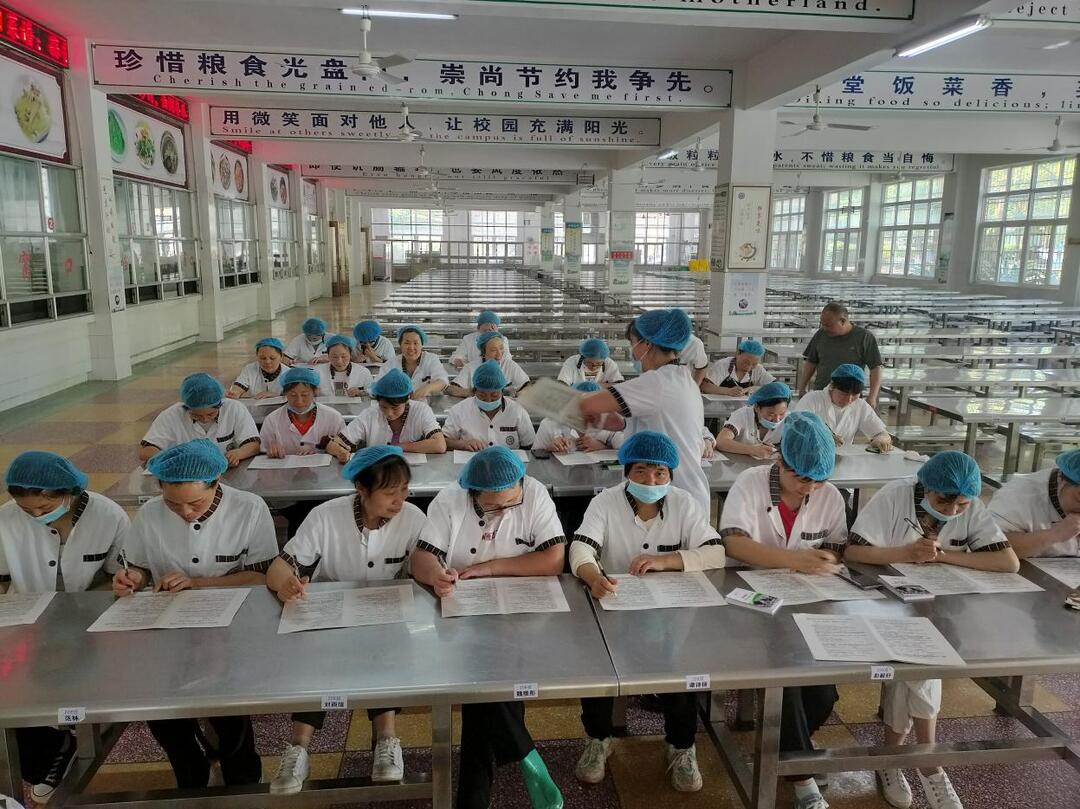 隆回縣萬和實驗學校組織學習