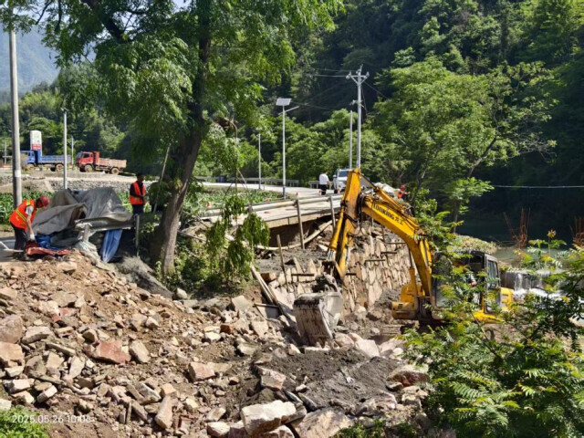 省公路事务中心赴张家界、常德抢险救灾 恢复通行普通公路433处