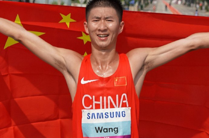 王朝朝夺得龟尾田径亚锦赛首金