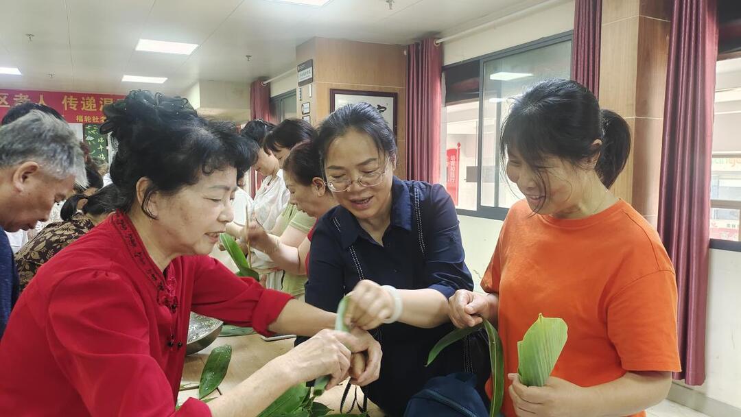长沙美林景园社区：粽香传廉意 清风润心田