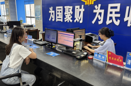 古丈税务：“延时服务”化解“下班办税难”