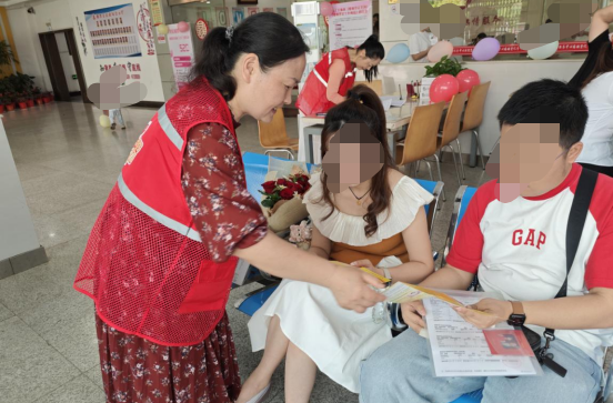 湘潭县民政局开展2025年“民法典宣传月”普法活动