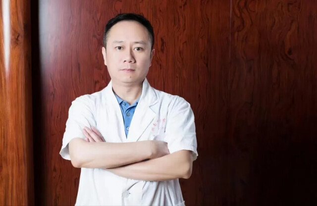张涤：坐诊30年，要做一个“民”医