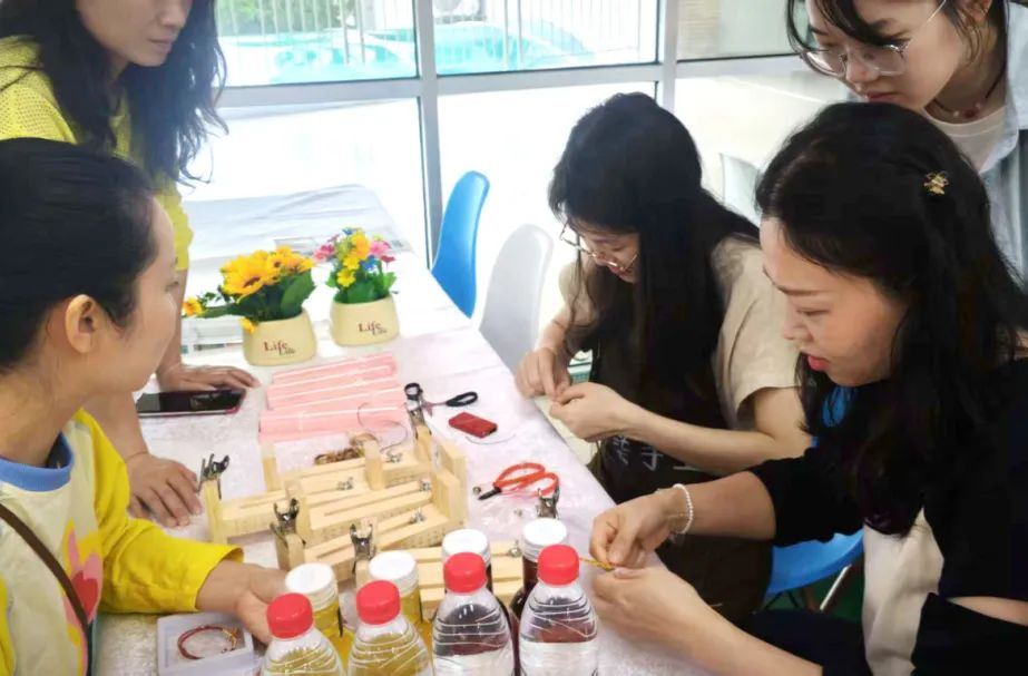 端午巧编吉祥结，健康共守无烟约