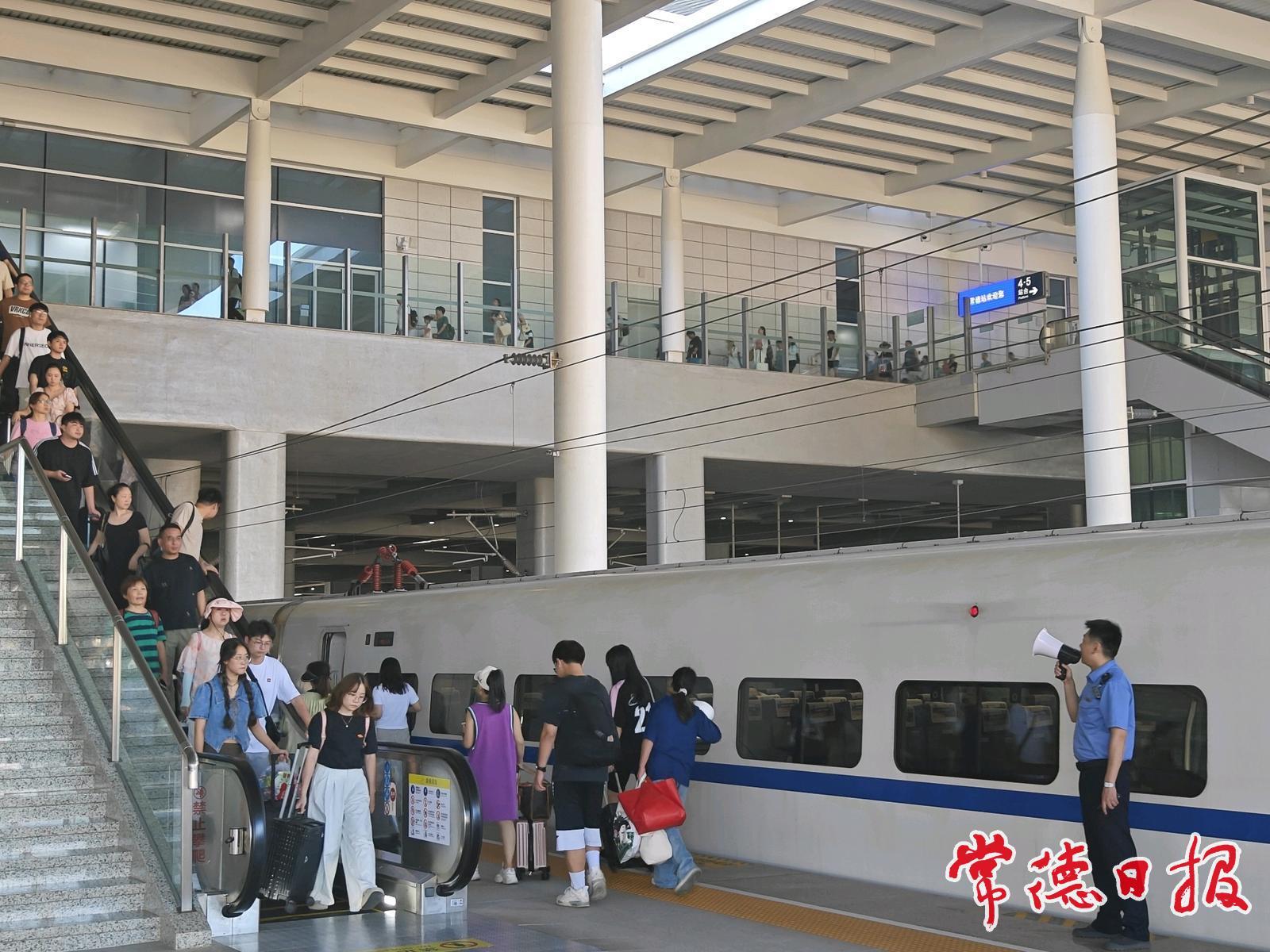 5月30日至6月3日，常德火车站将增开26趟列车