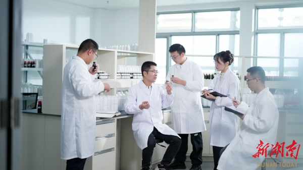 科技强国 奋斗有我——来自湖南中烟科技工作者的创新答卷