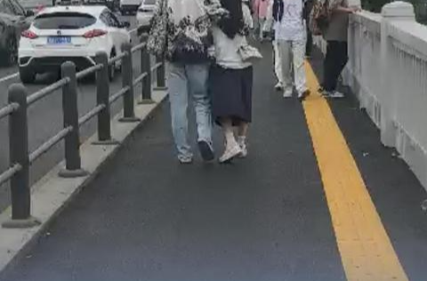 景区和旅馆酒店应配无障碍设施，湖南拟立法推进无障碍环境建设