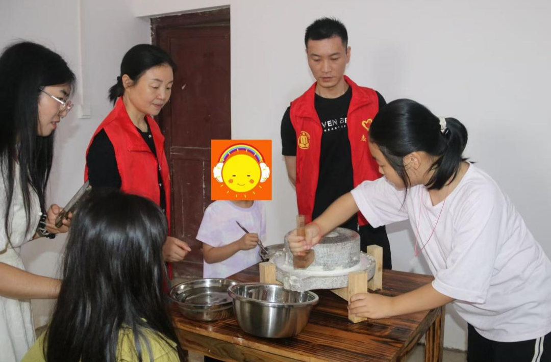 双峰县开展“润心伴成长 同心护未来”多彩活动欢庆“六一”