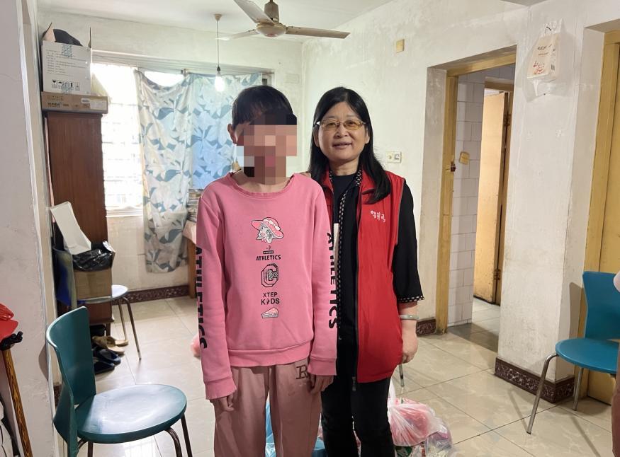 关爱事实孤儿，用行动共筑温暖六一