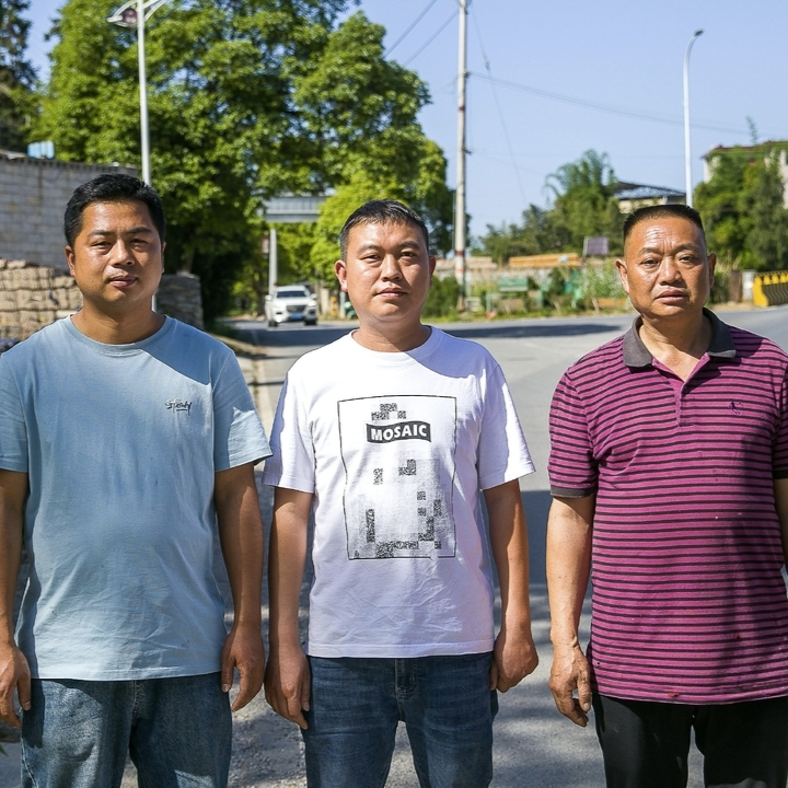 三人为众 微光成炬——第九届全国道德模范黄剑、宋欢、周秀坤助人为乐的故事@湖南日报要闻头条