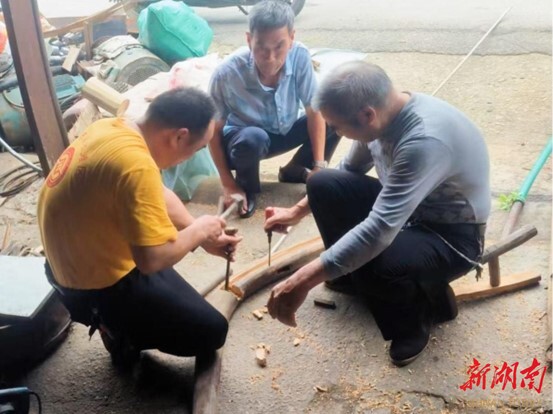 薪火相传 老中青三代共舞非遗长卷 —— 冷水滩区首届龙舟赛暨黄阳司镇端午民俗文化活动侧记
